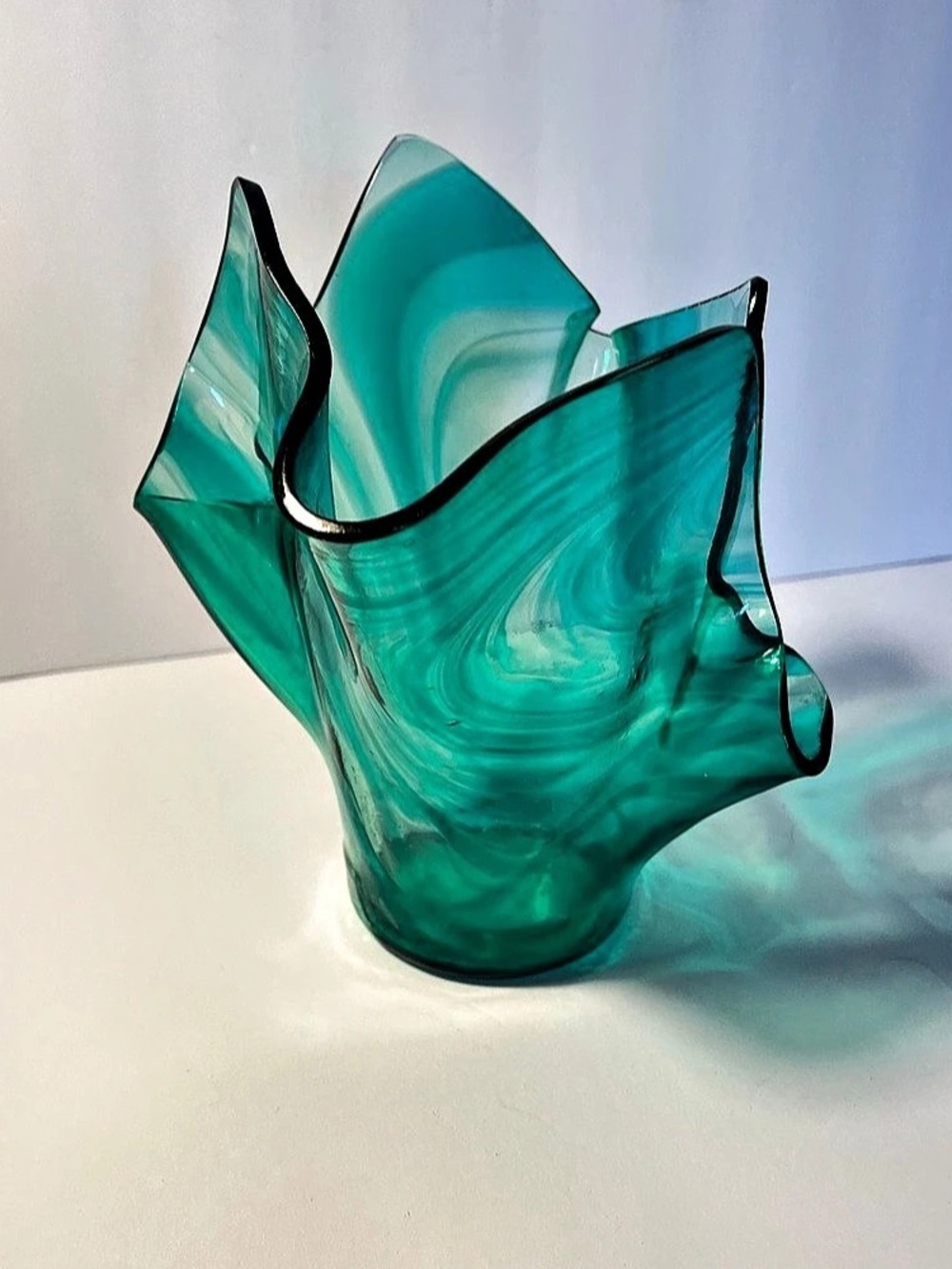 Green Swirl Art Glass Ruffled Rim Decorative Abstract Vase 7 in